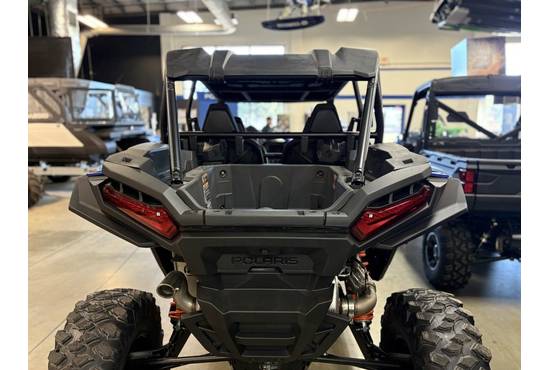2025 rzr xp® 4 1000 ultimate
