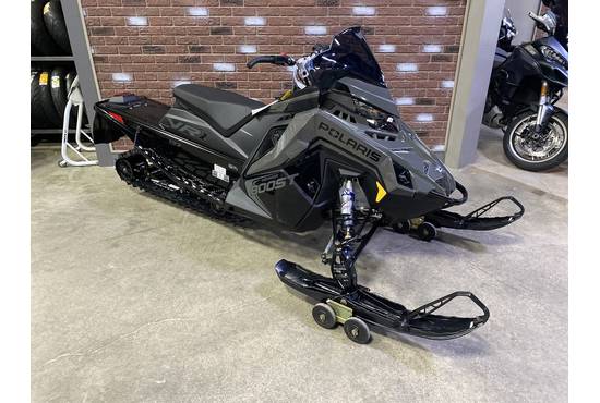 2025 Boost Indy VR1 137 Shadow Gray / Gloss Black