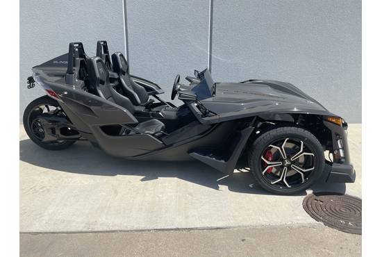 2025 slingshot® r (autodrive)