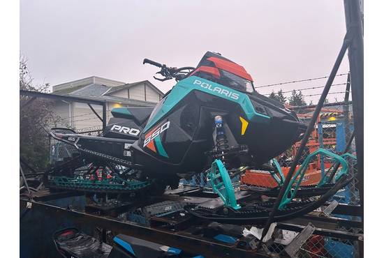 2023 850 PRO RMK Slash 165 2.75"