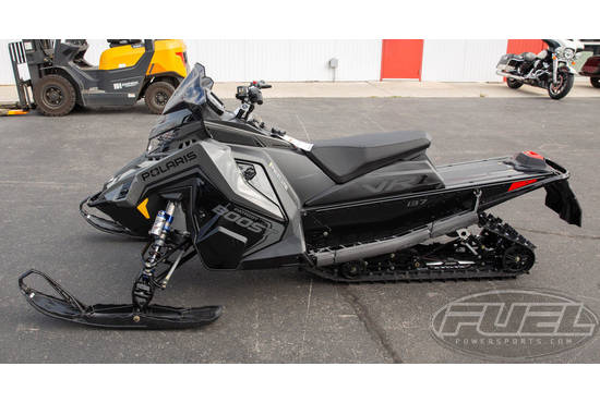 2025 Boost Indy VR1 137 Shadow Gray / Gloss Black