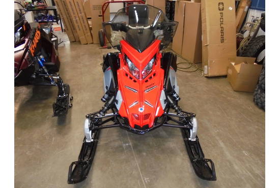 2025 650 Indy Adventure 137 Storm Gray / Indy Red