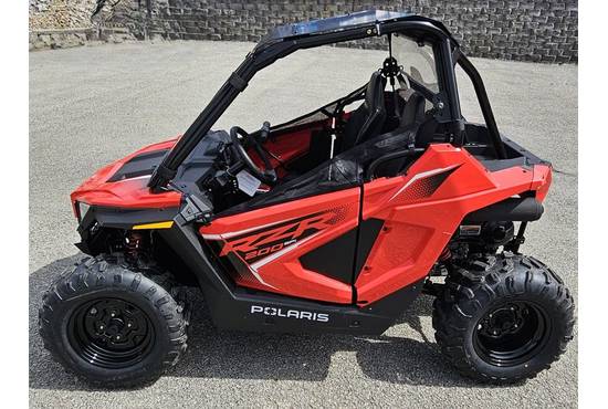 2025 rzr® 200 efi