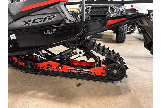 2025 Patriot 9R INDY XCR 136 Midnight Blue Metallic / Indy Red
