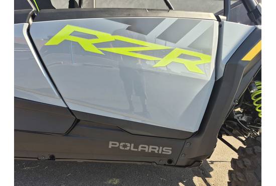 2025 rzr xp® 4 1000 ultimate