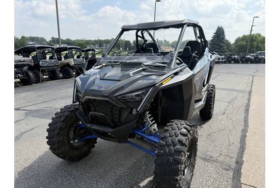 2022 rzr pro xp ultimate army