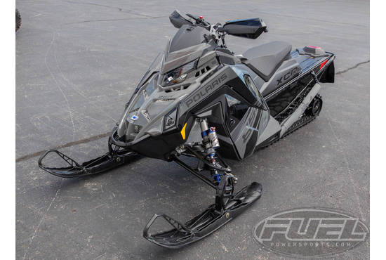 2025 850 Indy XCR 136 Shadow Gray / Gloss Black