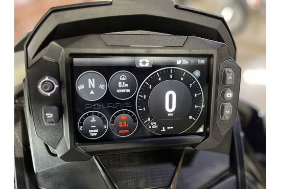 2025 Patriot 9R Indy XCR 136 Shadow Gray / Gloss Black