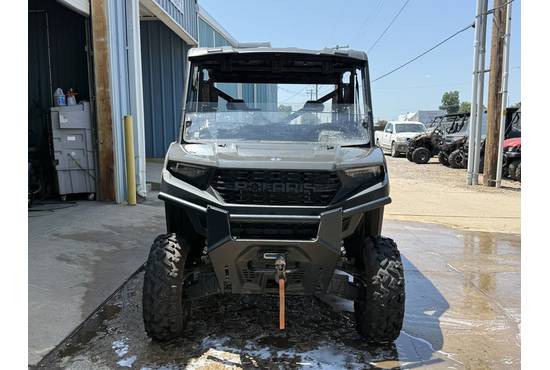 2025 ranger® crew 1000 premium