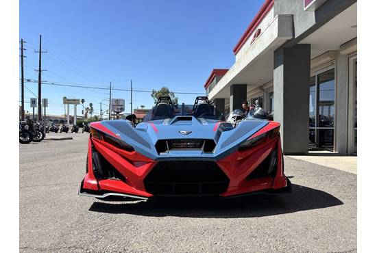2025 slingshot® r (autodrive)