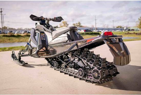 2025 Boost Switchback Assault 146 Shadow Gray / Gloss Black