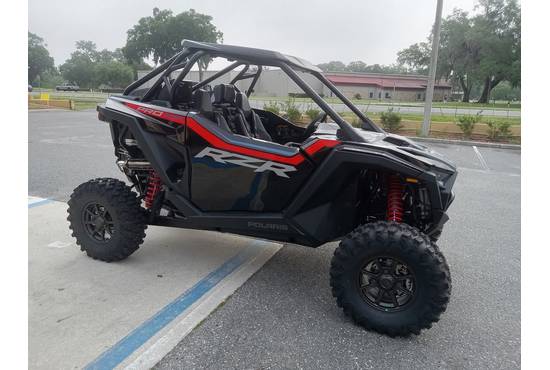 2025 rzr pro xp® ultimate