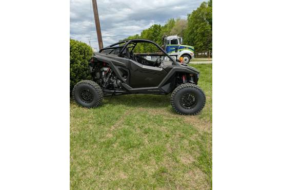 2025 rzr pro r ultimate