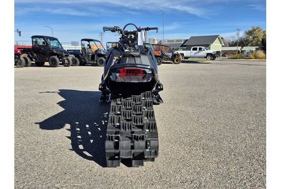 2026 Patriot Boost PRO RMK 155 Gloss Black / Blue Dusk