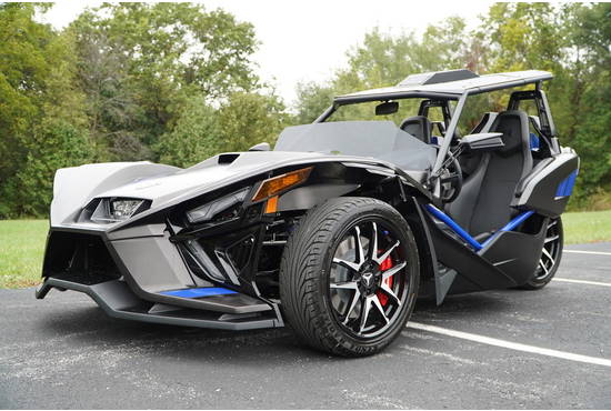 2023 Slingshot R - Graphite Blue (AutoDrive)