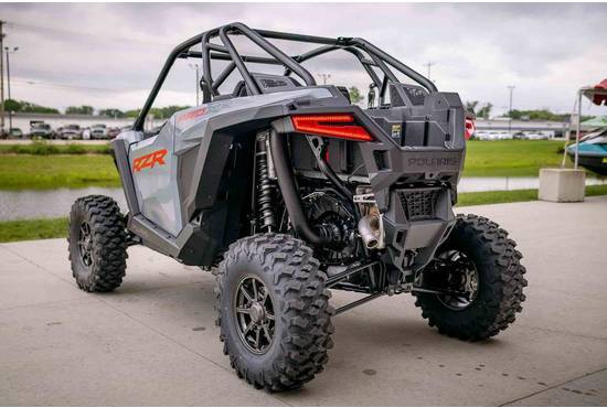 2025 rzr pro xp® sport