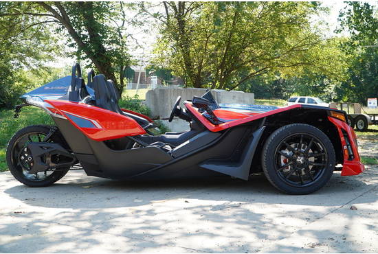 2025 slingshot® slr (autodrive)