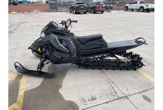 2025 9R PRO RMK 155 Shadow Gray / Gloss Black