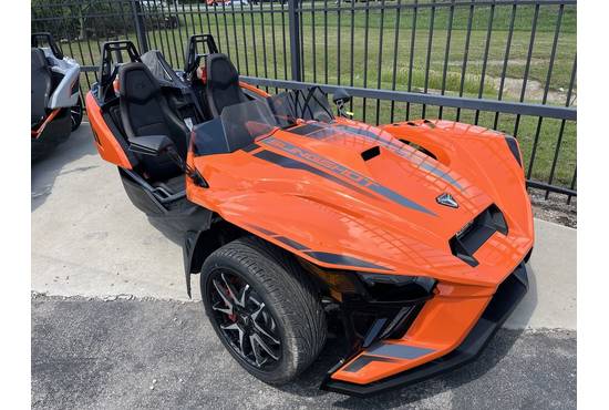 2023 R Desert Sky (AutoDrive)
