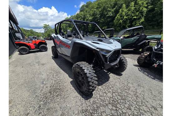 2025 rzr pro xp® 4 sport
