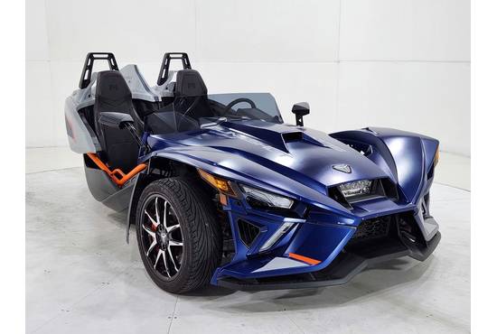 2022 Slingshot R - Liquid Lime Fade (AUTODRIVE)