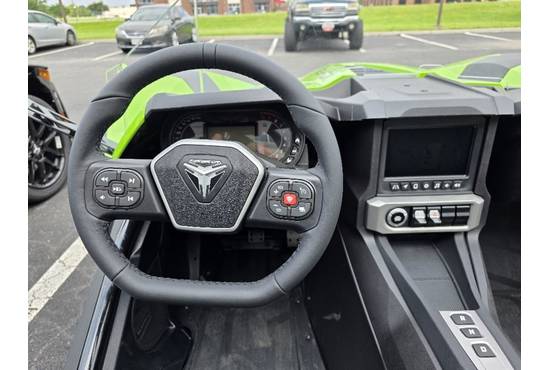 2025 slingshot® sl (autodrive)
