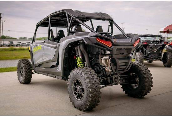 2025 rzr xp® 4 1000 ultimate