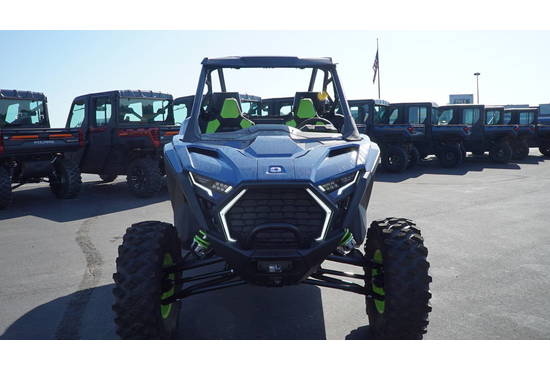 2025 rzr pro xp® ultimate