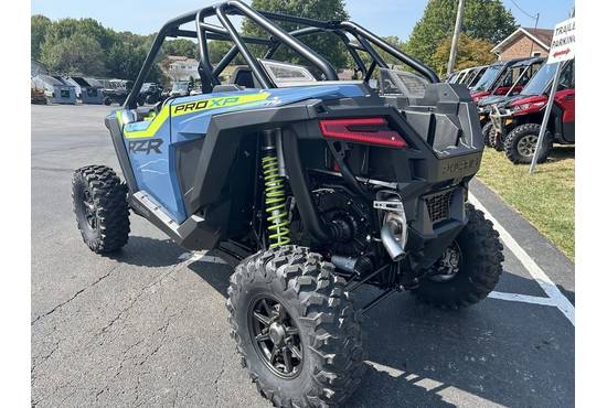 2025 rzr pro xp® premium