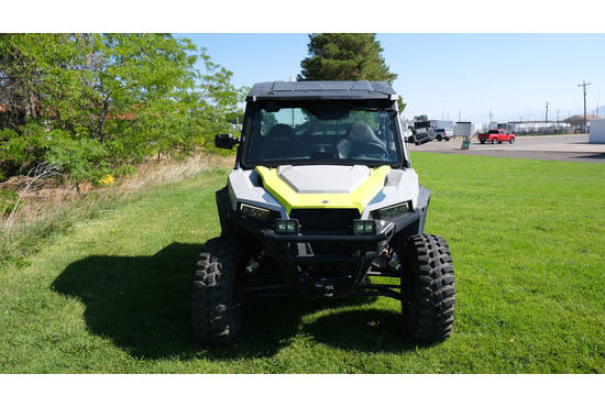 2023 GENERAL XP 1000 Sport Ghost Gray