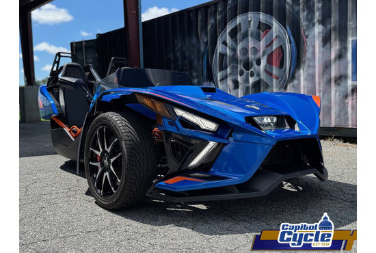 2024 Slingshot® R Radar Blue Fade