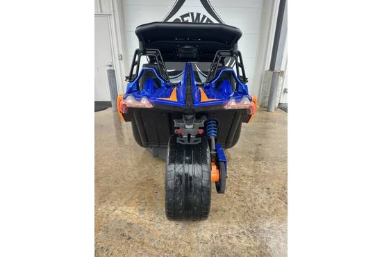 2021 Slingshot R - Sunrise Orange