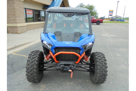 2025 RZR XP 1000 Ultimate (Dealer Demo)