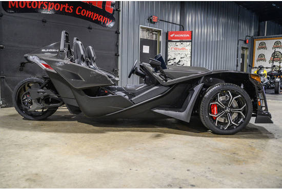 2025 slingshot® r (autodrive)