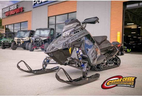 2025 Patriot 9R Indy XCR 136 Shadow Gray / Gloss Black