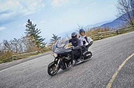 2016 Victory Motorcycles Cross Country Tour® - Photo 7