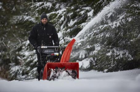 2016 Ariens *ST28LE 92102200 SNOWBLOWER DE - Photo 2