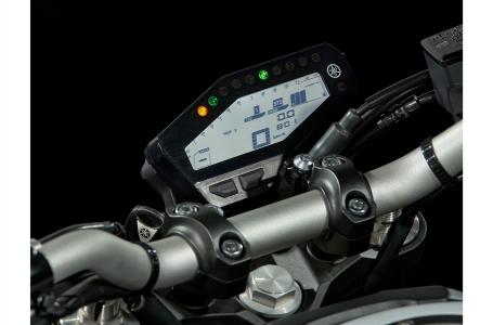 2019 Yamaha MT09AKL - Photo 6