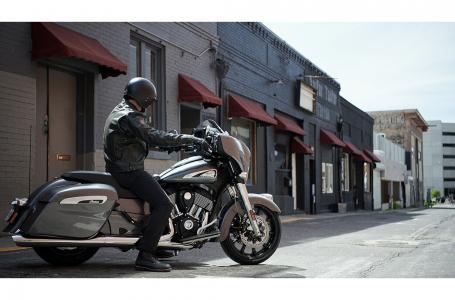 2019 Indian Motorcycle Chieftain - Photo 3