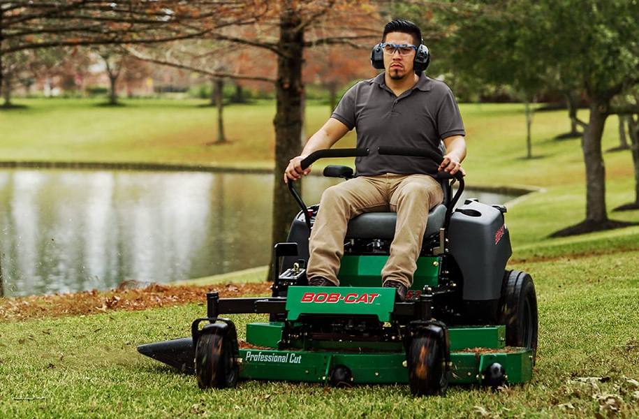 2020 BOBCAT® CRZ™ 52 Kawasaki® FR651V 942605 for sale in Danville, VA