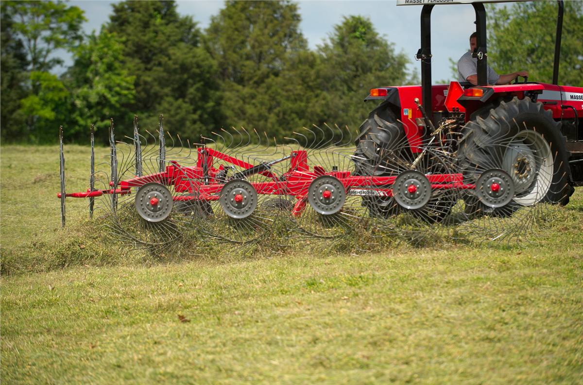 2022 Massey Ferguson 1512S - Image 1