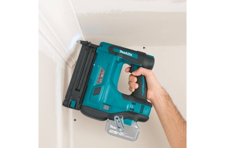 2020 Makita 18V LXT® 2\