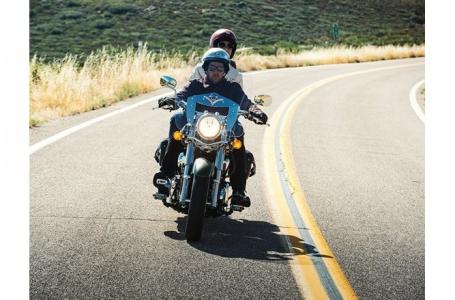2021 Kawasaki Vulcan® 900 Classic LT - Photo 6