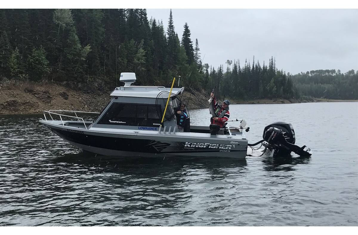 2021 Kingfisher Boats 2025 Escape HT for sale in Anchorage, AK. Alaska