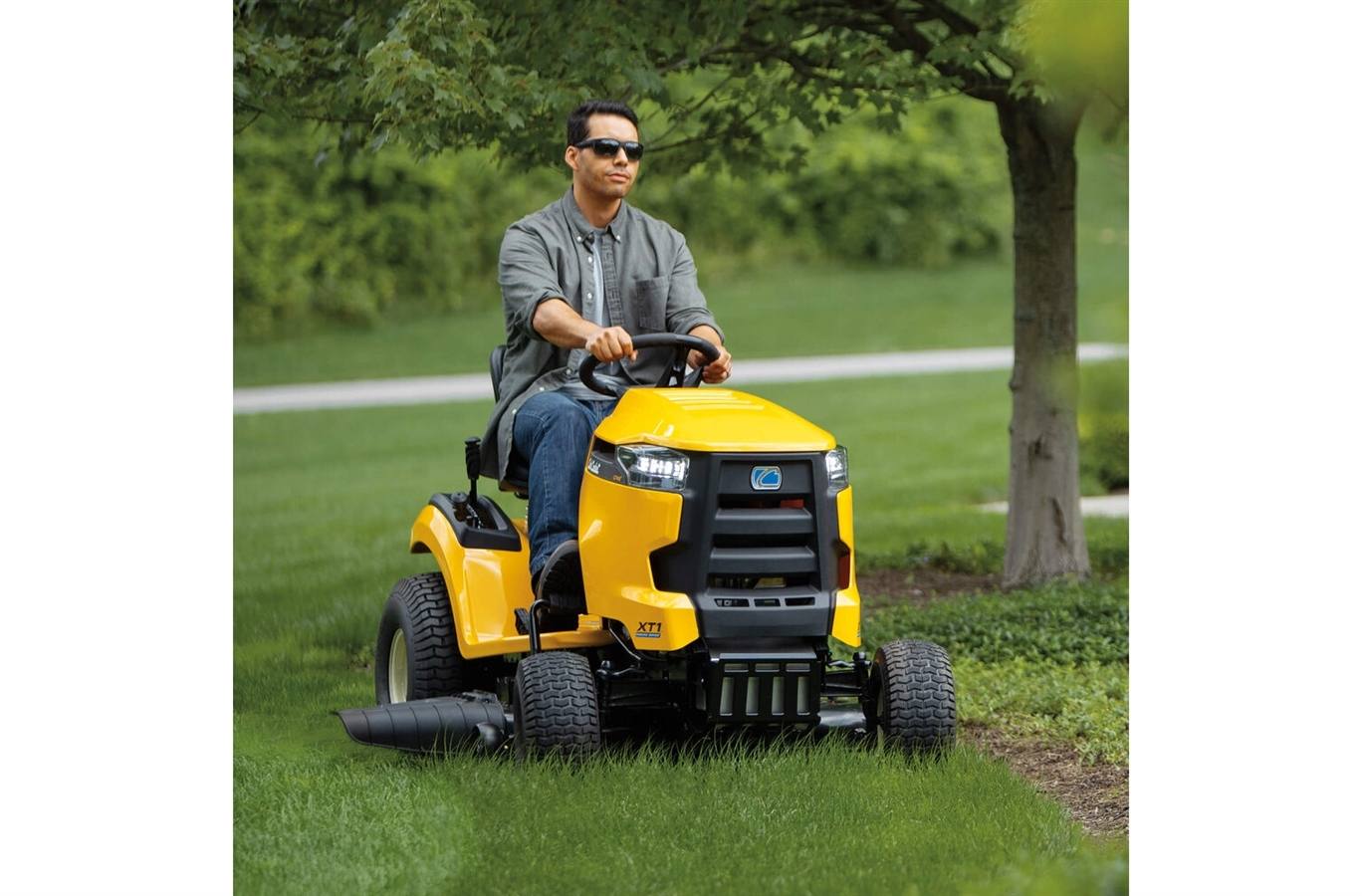 2021 Cub Cadet XT1 LT42 for sale in St. Andrews, MB. St. Andrew's Parts