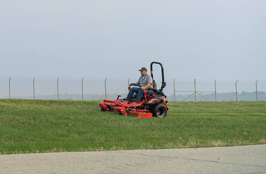 2021 Gravely ProTurn® ZX 48 991260 for sale in Dodgeville, WI. Mueller