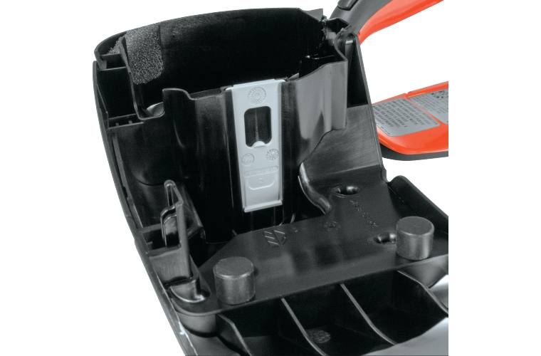 2021 Makita 18" 50 cc Chain Saw (EA5000PREG) for sale in New Ringgold