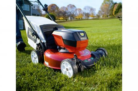 2022 Toro 21" 60V MAX* Electric Battery SMARTSTOW® Self-Propel High Wheel Mower (21357) - Photo 5