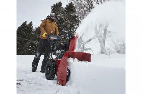 2022 Toro 24" Power Max® 824 OE 252cc Two-Stage Electric Start Gas Snow Blower (37798) - Photo 4