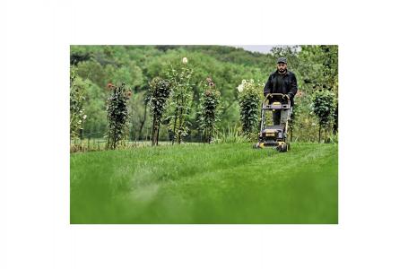 2022 DeWalt 2X20V MAX* 21-1/2 in. Brushless Cordless Push Mower (DCMWP233U2-CA) - Photo 13